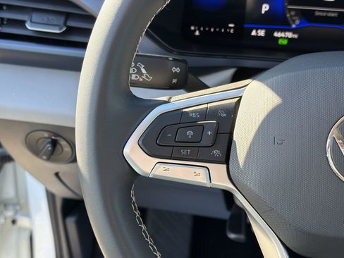 Used 2023 Volkswagen Taos SE image 26