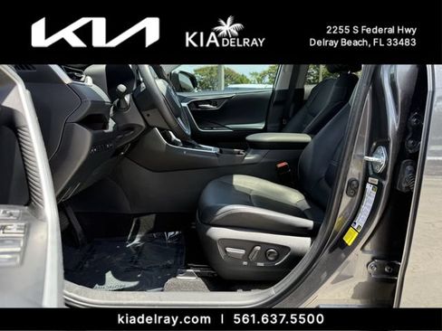 Used 2023 Toyota RAV4 Limited FWD image 19