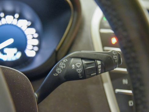 Used 2018 Lincoln MKC Select w/ Select Plus Package image 27