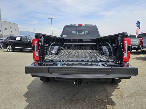 New 2026 Ford F450 Platinum w/ Platinum Plus Package AWD/4WD image 18