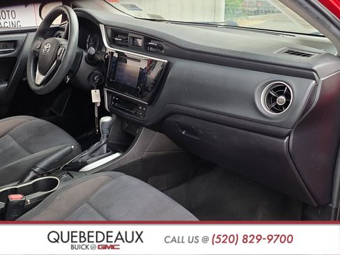 Used 2019 Toyota Corolla LE image 26