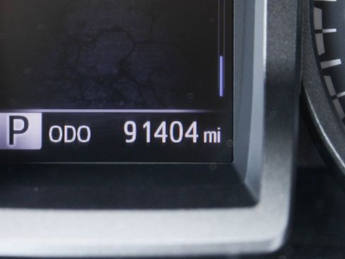 Used 2019 Toyota Tacoma TRD Sport image 17