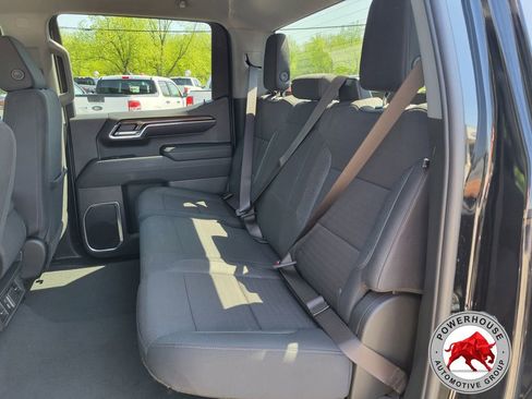 Used 2024 Chevrolet Silverado 1500 LT image 16