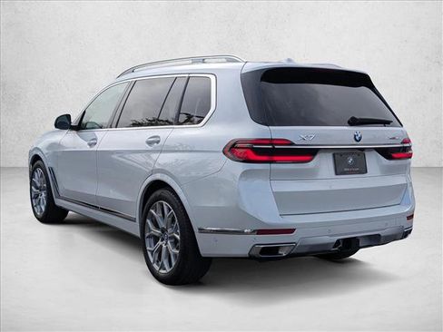 Certified 2025 BMW X7 xDrive40i AWD/4WD image 10