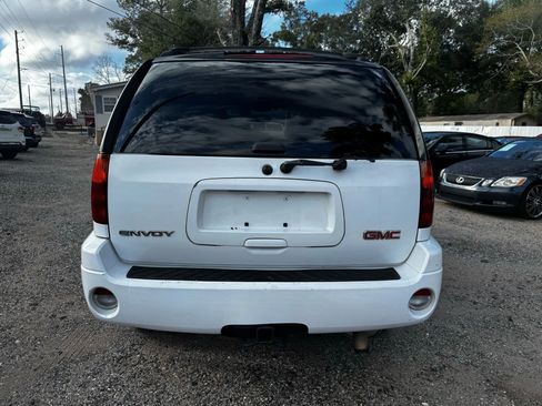 Used 2006 GMC Envoy SLT image 4