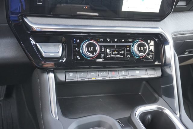 Used 2026 GMC Sierra 3500 Denali w/ Denali Reserve Package AWD/4WD image 45