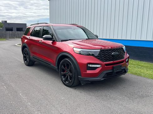 Used 2020 Ford Explorer ST w/ ST Street Pack AWD/4WD image 3