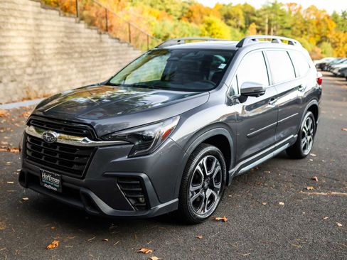 Used 2023 Subaru Ascent Limited w/ Technology Package image 11