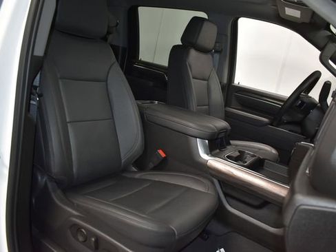 Certified 2026 Chevrolet Silverado 2500 LTZ w/ LTZ Premium Package AWD/4WD image 36