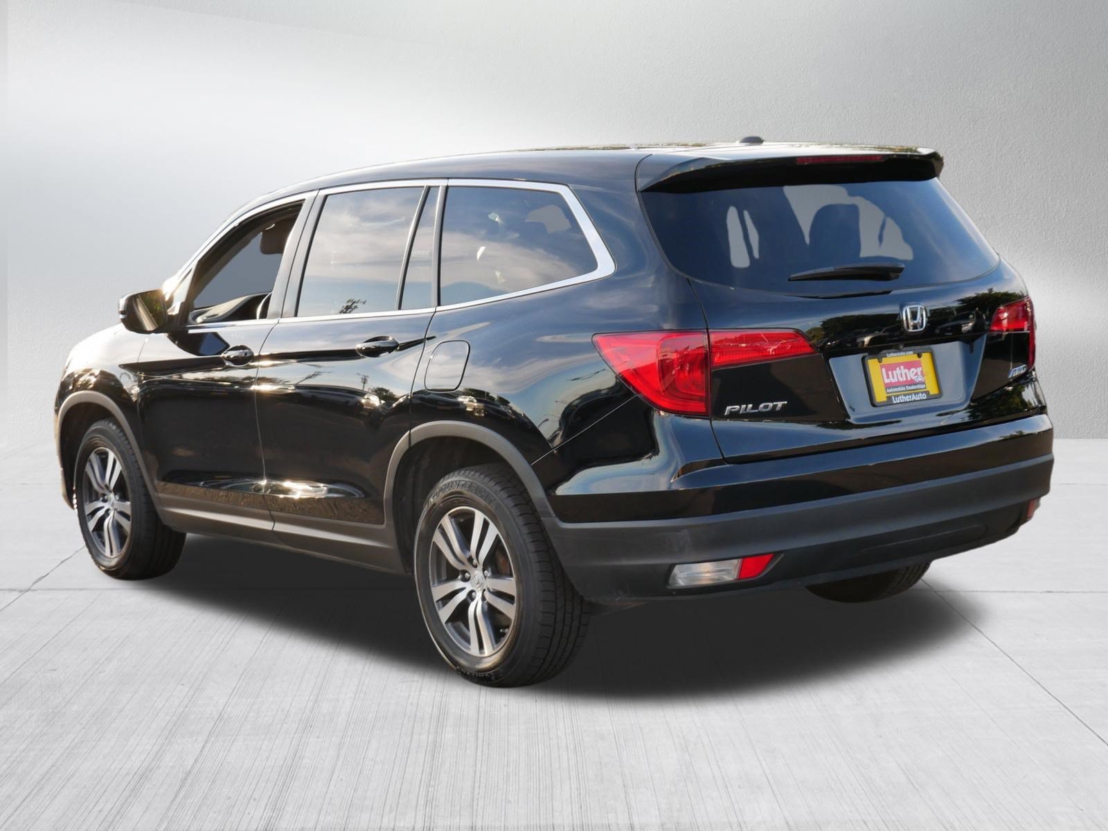Used 2016 Honda Pilot EX-L image 5