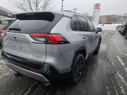 Certified 2023 Toyota RAV4 SE image 8