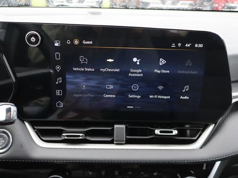 New 2026 Chevrolet Equinox LT w/ Safety and Technology Package AWD/4WD image 13