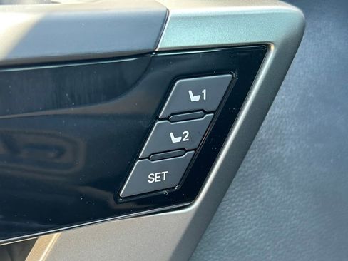 New 2026 Toyota Tundra Limited AWD/4WD image 25
