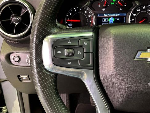Used 2025 Chevrolet Blazer LT AWD/4WD image 11