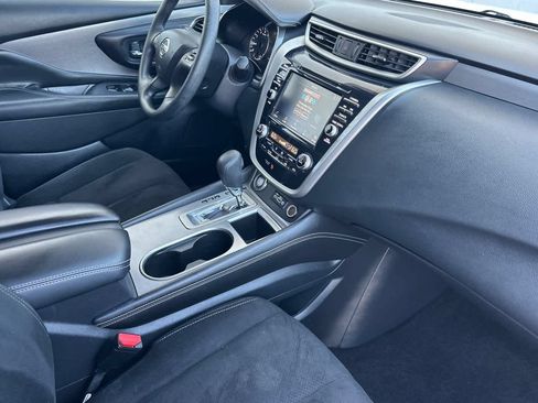 Used 2021 Nissan Murano S FWD image 16