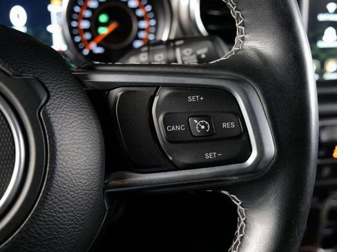 Used 2021 Jeep Wrangler Unlimited Sahara image 18