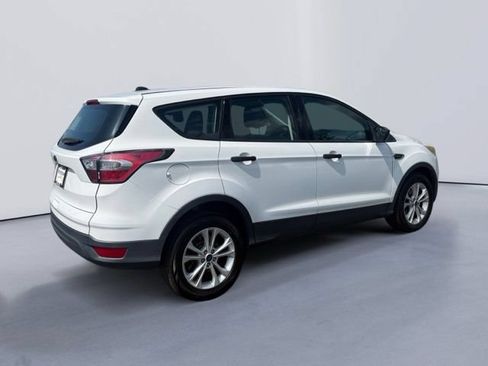 Used 2017 Ford Escape S FWD image 3