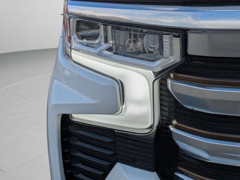 Used 2022 Chevrolet Silverado 1500 High Country image 10