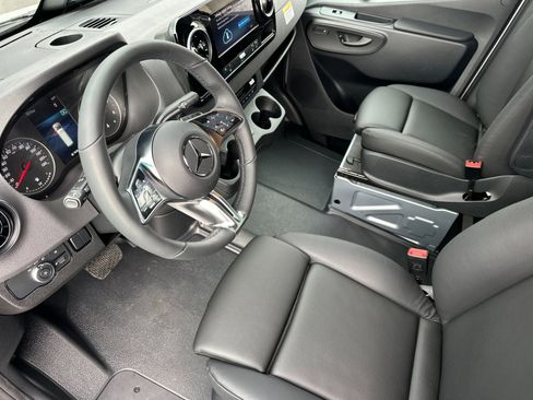 New 2025 Mercedes-Benz Sprinter 2500 image 10