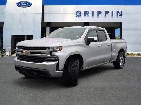 Used 2020 Chevrolet Silverado 1500 LT w/ Trailering Package AWD/4WD image 11