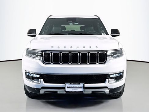 Used 2024 Jeep Wagoneer Series III AWD/4WD image 3