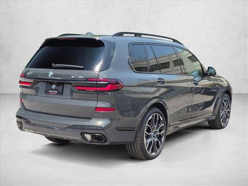 New 2027 BMW X7 xDrive40i w/ M Sport Package AWD/4WD image 2