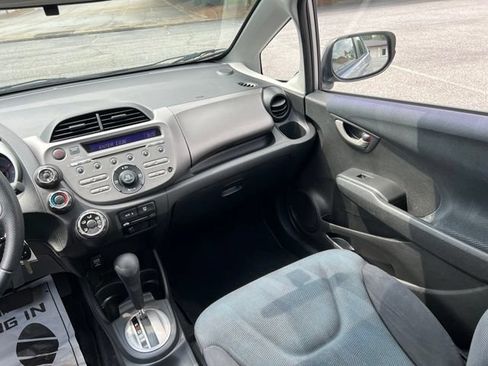 Used 2011 Honda Fit Sport image 27