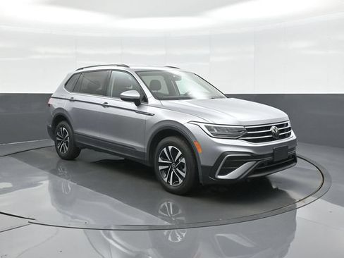 Used 2022 Volkswagen Tiguan S w/ IQ.Drive Package FWD image 1
