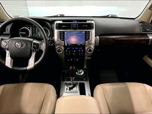 Used 2022 Toyota 4Runner Limited AWD/4WD image 17