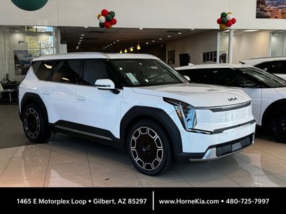 New 2026 Kia EV9 Wind