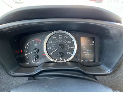 Used 2020 Toyota Corolla LE image 32