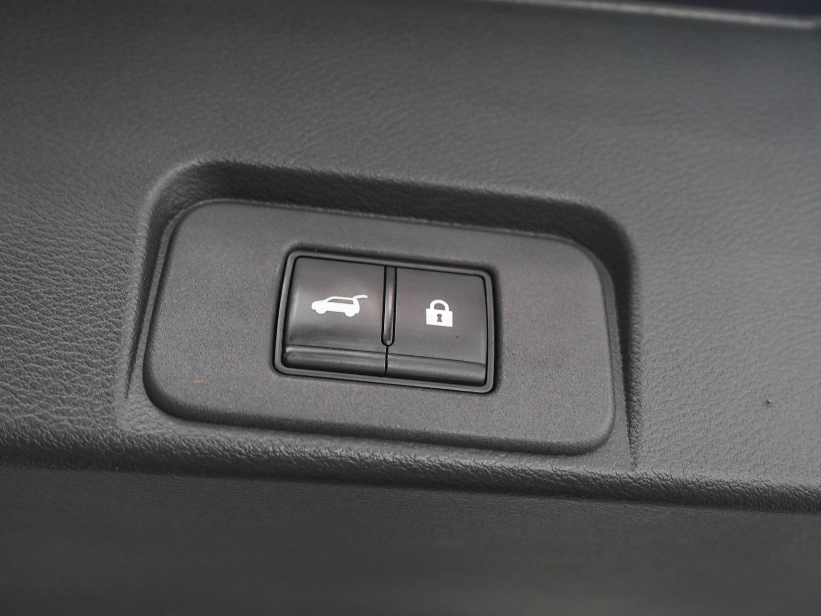 Used 2023 Nissan Rogue SV w/ SV Premium B Package AWD/4WD image 11