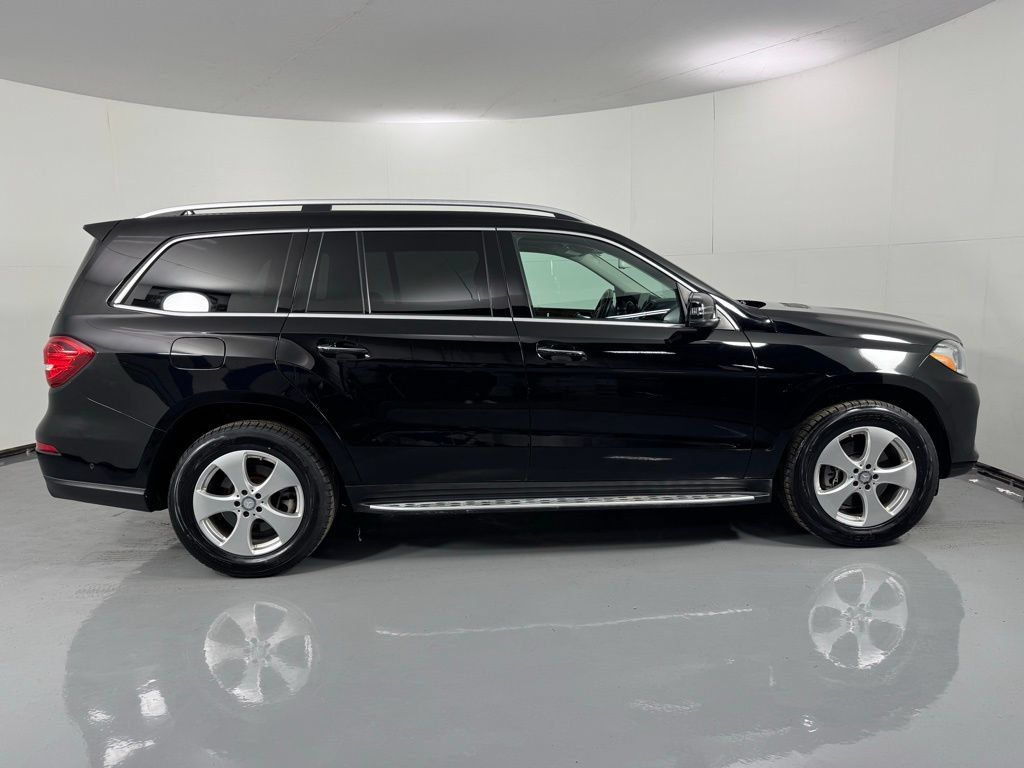 Used 2017 Mercedes-Benz GLS 450 4MATIC image 4