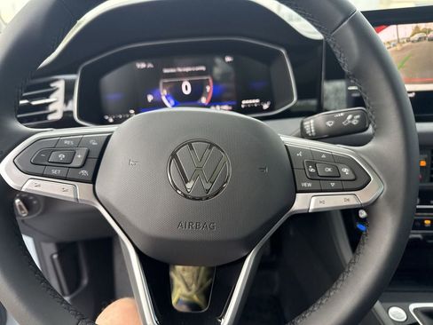 New 2026 Volkswagen Jetta SE FWD image 18