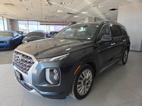 Used 2020 Hyundai Palisade Limited image 3