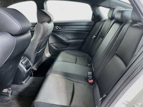 Used 2022 Honda Accord Sport image 29