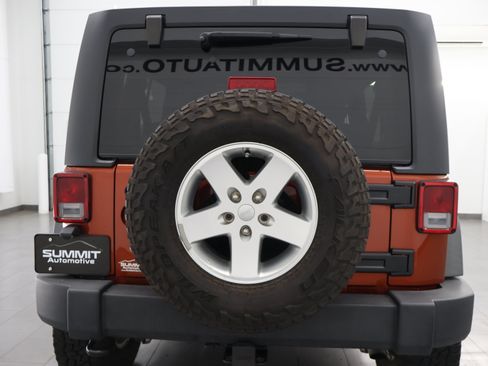Used 2014 Jeep Wrangler Unlimited Sport w/ Quick Order Package 24S AWD/4WD image 24