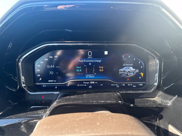 Used 2023 Chevrolet Silverado 1500 LTZ w/ LTZ Convenience Package II AWD/4WD image 11