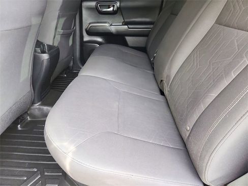 Used 2019 Toyota Tacoma TRD Off-Road image 22