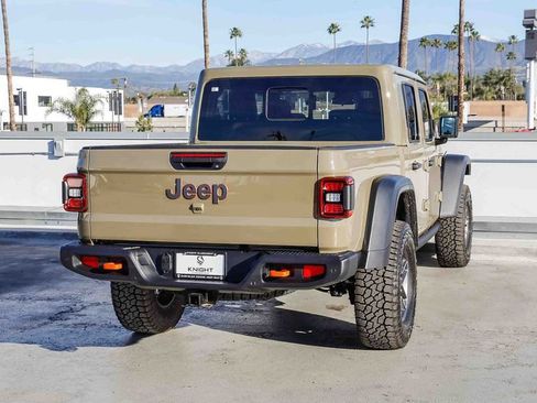 New 2026 Jeep Gladiator Mojave image 9
