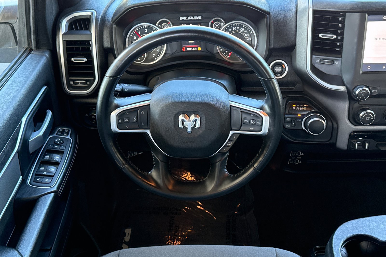 Used 2024 RAM 2500 Big Horn AWD/4WD image 21