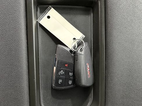 Used 2023 GMC Sierra 1500 Elevation image 31