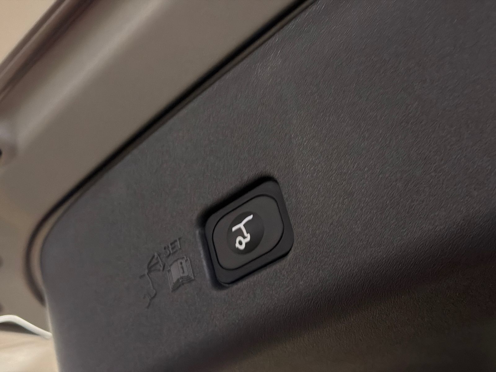 New 2026 Lincoln Nautilus Premier AWD/4WD image 8