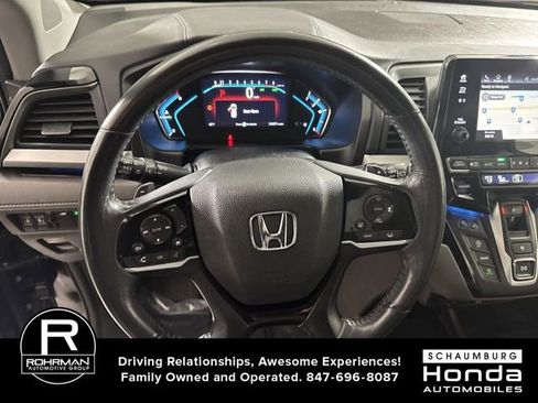 Used 2018 Honda Odyssey Elite image 11