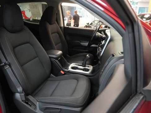 Used 2018 Chevrolet Colorado LT w/ LT Convenience Package AWD/4WD image 33