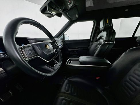 Used 2024 Rivian R1S Adventure AWD/4WD image 18