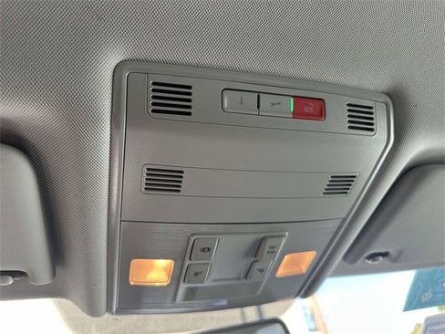 Certified 2022 Volkswagen Jetta S image 27