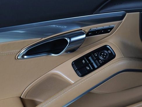 Certified 2014 Porsche 911 Turbo image 32