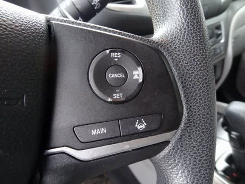 Used 2019 Honda Pilot LX image 16