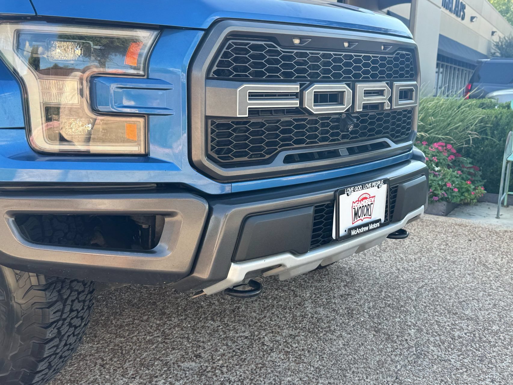 Used 2020 Ford F150 Raptor w/ Equipment Group 802A Luxury AWD/4WD image 2